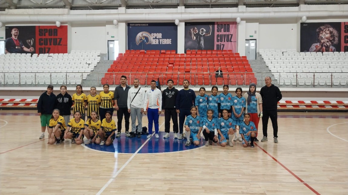 Kız Futsal Takımımız Şampiyon
